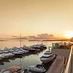 Le Meridien Lav Split 5*