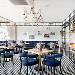 Le Meridien Lav Split 5* Podstrana