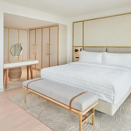 Le Meridien Lav Split 5*