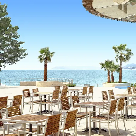 Le Meridien Lav Split