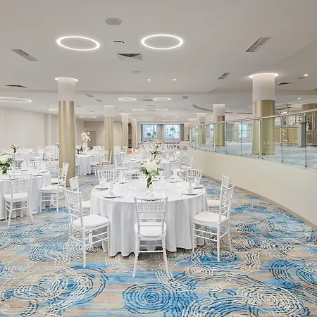 Le Meridien Lav Split Hotel 5*