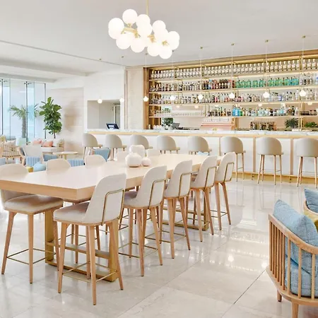 Le Meridien Lav Split