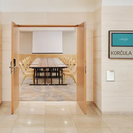 Le Meridien Lav Split Hotel 5*